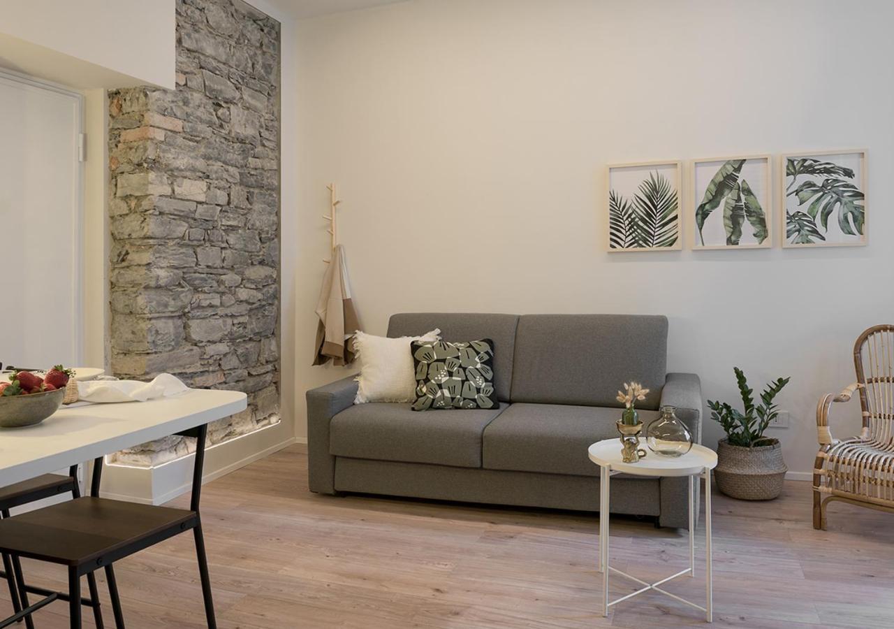 Exclusive Green Apartment - City Center - Como - Near Station Номер фото